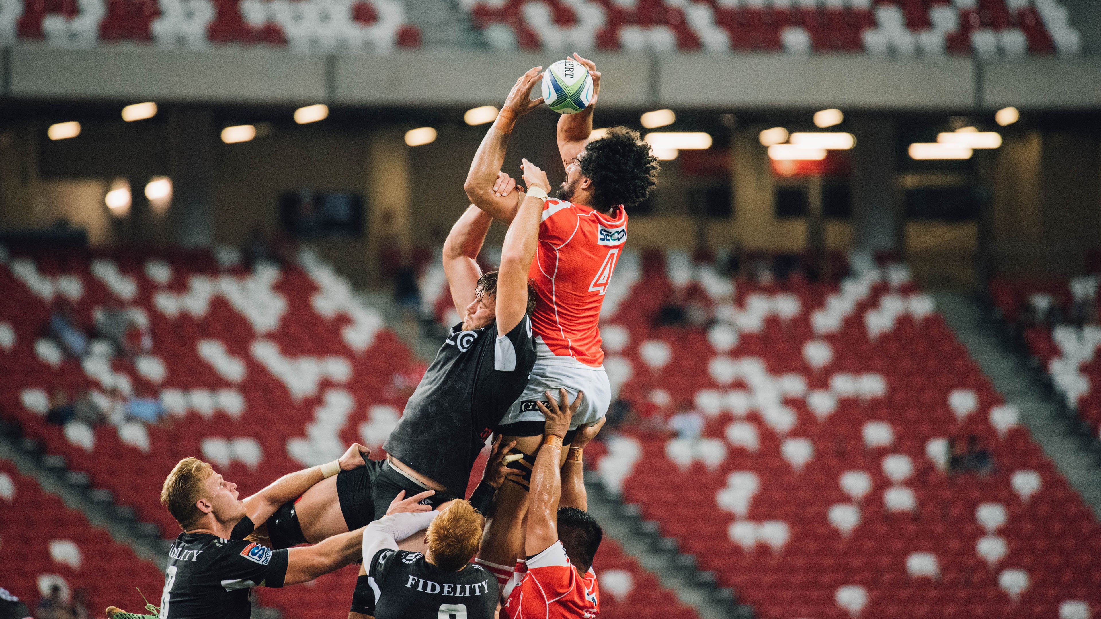 开云官方平台-F1引擎轰鸣时，德罗赞在另一个赛场投出制胜球